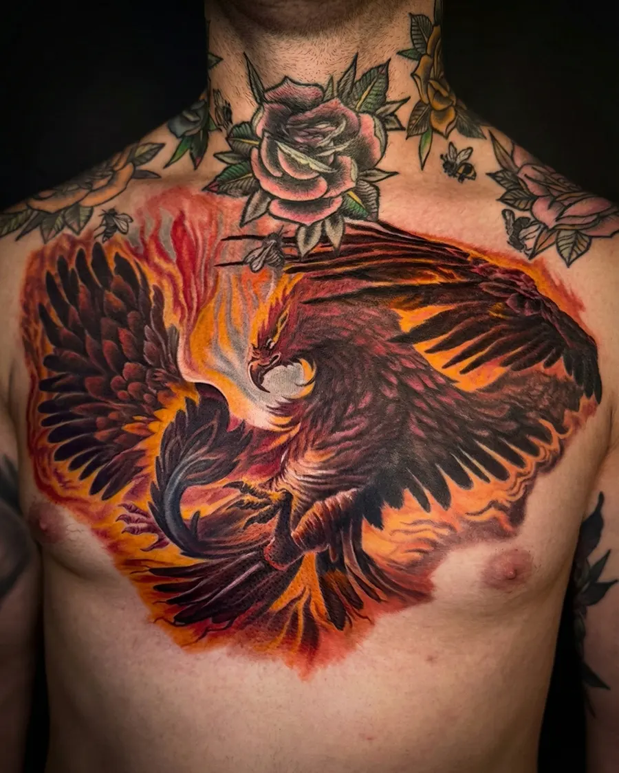 Kadıköy Body Art phoenix göğüs dövmesi, büyük ölçekli göğüs tasarımı